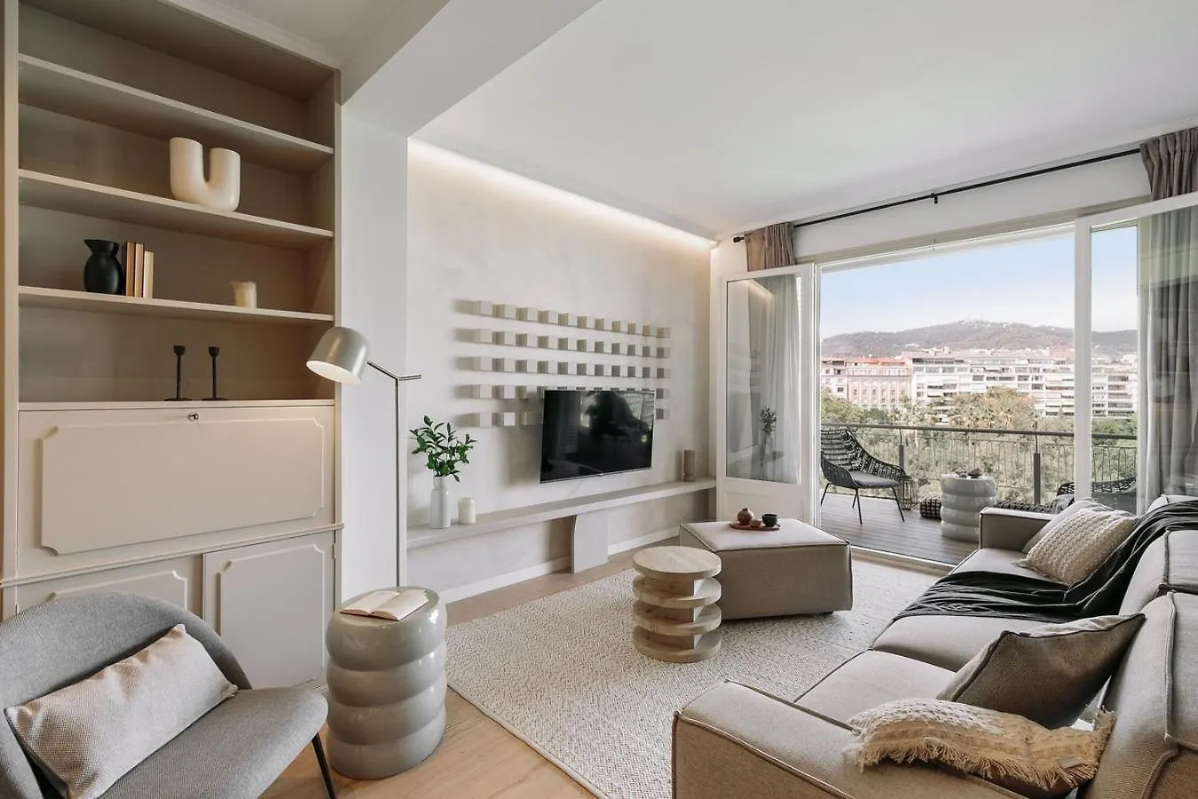 Rama - 3 Bedrooms And Terrace In Sant Gervasi Barcelona